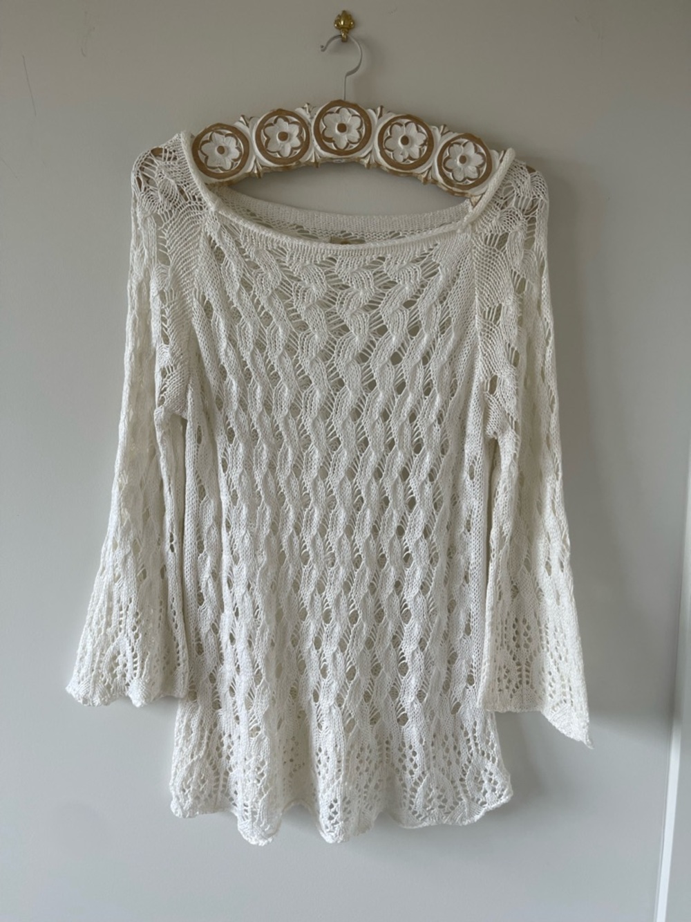 Women’s White Summer Pullover Sweater XL